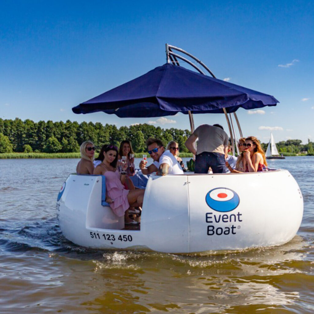Event boat